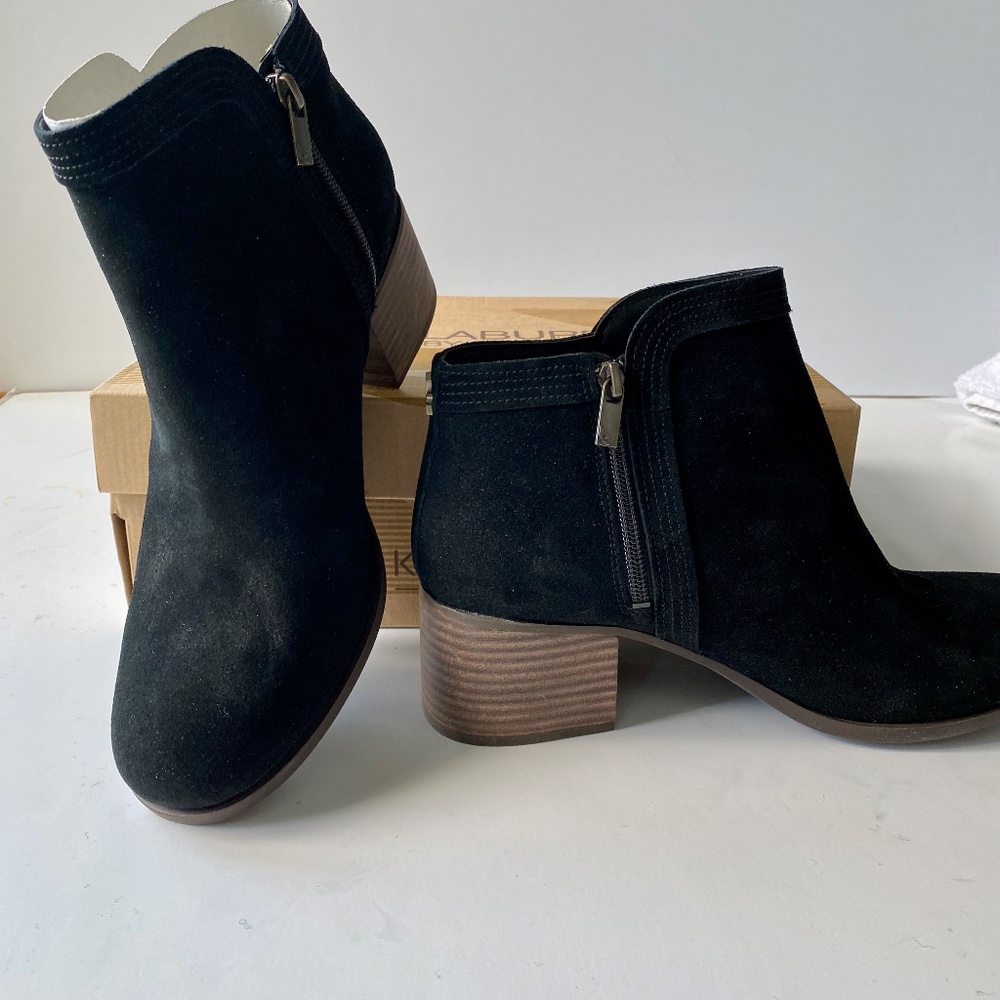 Koolaburra by UGG Black Suede Ankle Boots - NWB - Size 10